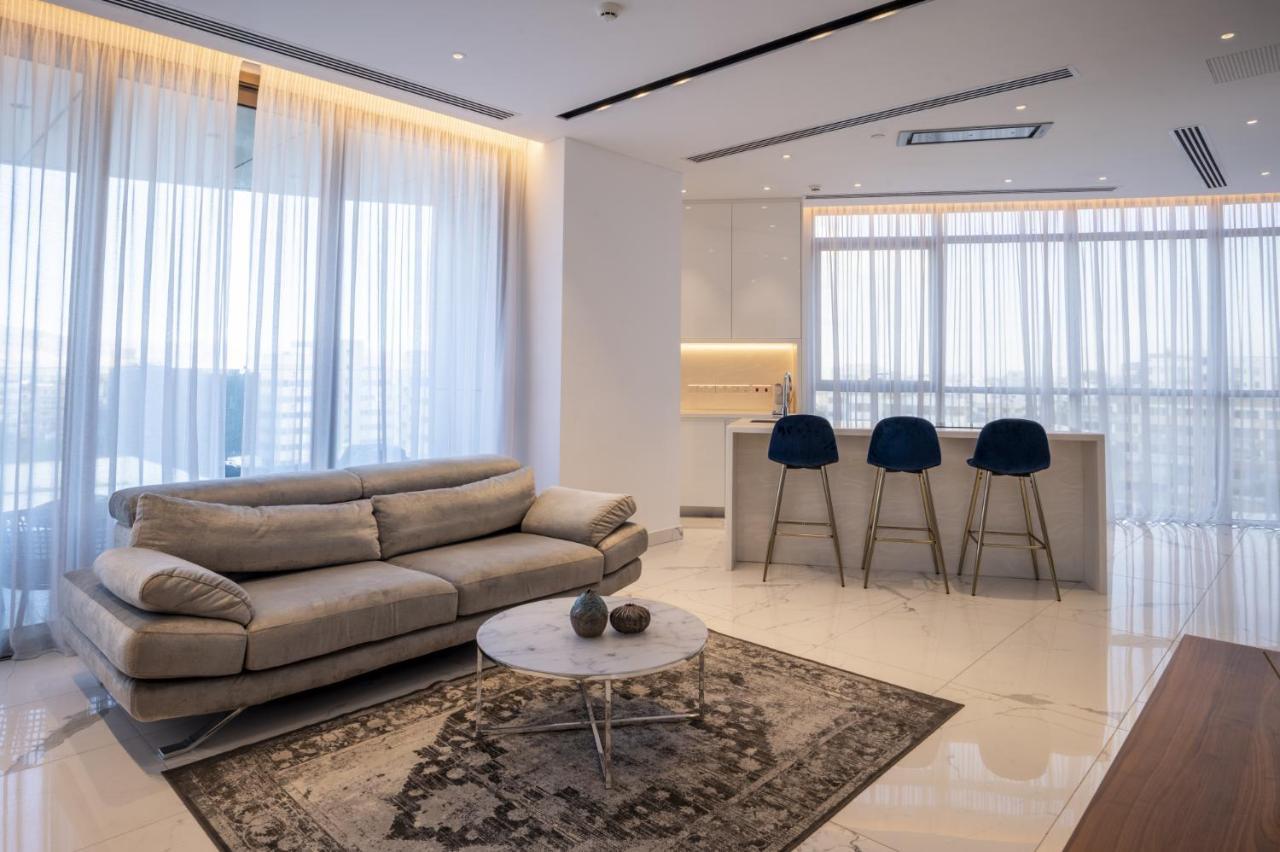 360 Nicosia - 1 Bedroom Luxurious Residence Bagian luar foto