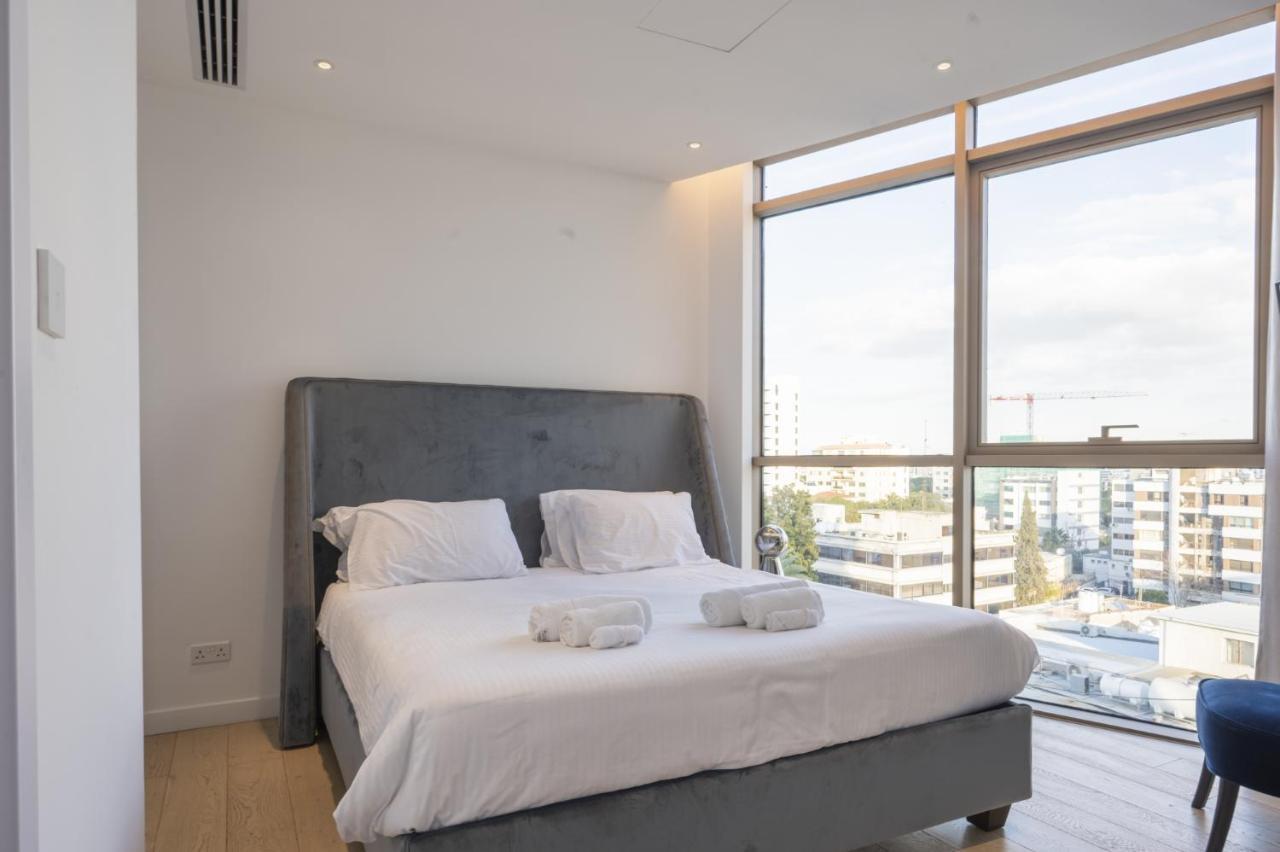 360 Nicosia - 1 Bedroom Luxurious Residence Bagian luar foto